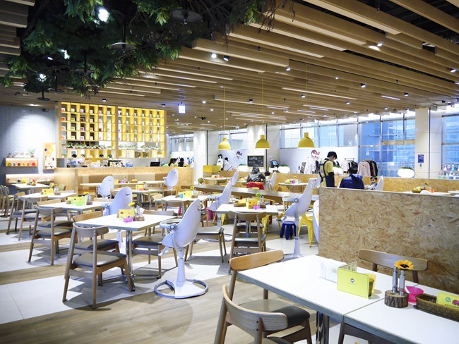 │台北親子餐廳│Citylink南港店-象園咖啡廳。超人氣限量小象推車