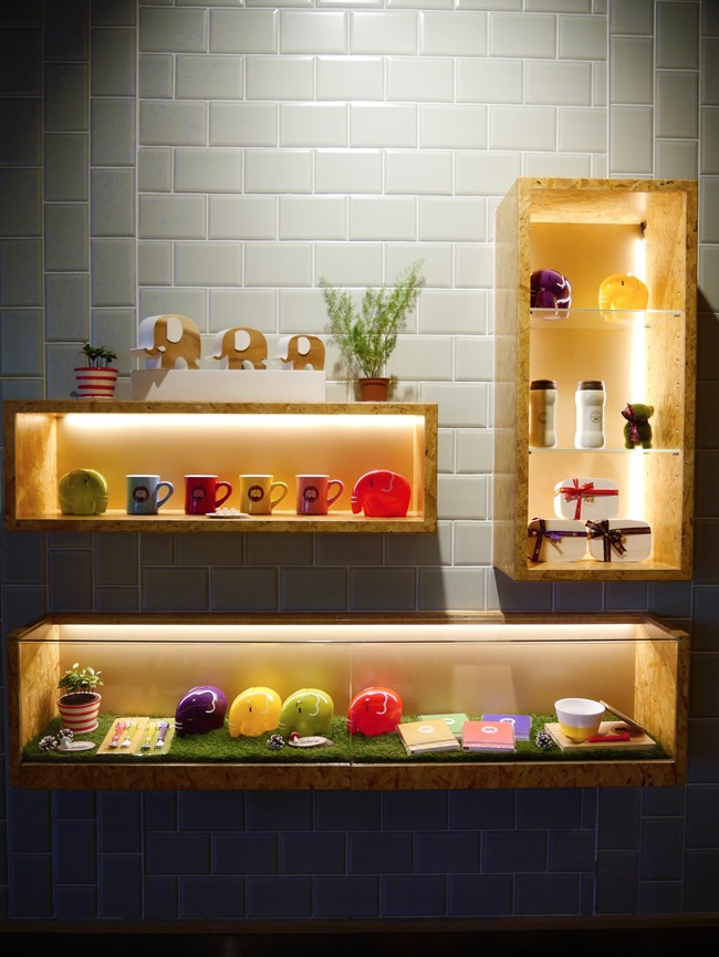 │台北親子餐廳│Citylink南港店-象園咖啡廳。超人氣限量小象推車