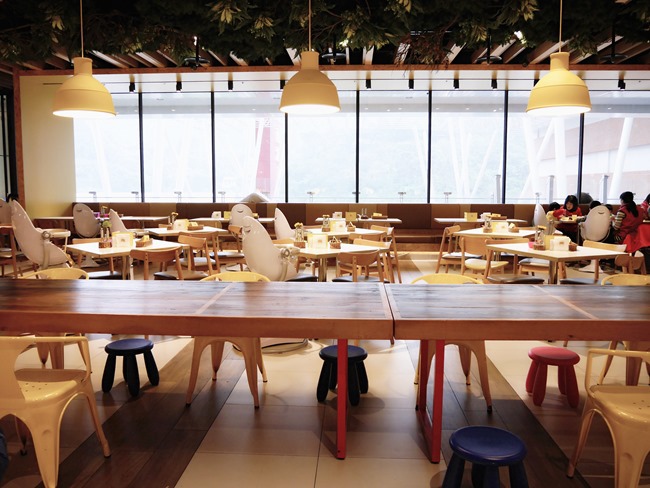 │台北親子餐廳│Citylink南港店-象園咖啡廳。超人氣限量小象推車