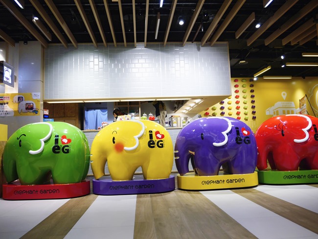 │台北親子餐廳│Citylink南港店-象園咖啡廳。超人氣限量小象推車