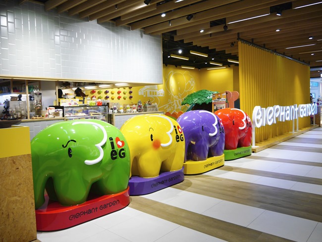 │台北親子餐廳│Citylink南港店-象園咖啡廳。超人氣限量小象推車