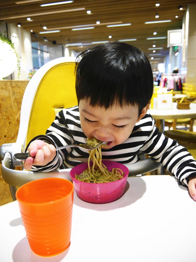 │台北親子餐廳│Citylink南港店-象園咖啡廳。超人氣限量小象推車