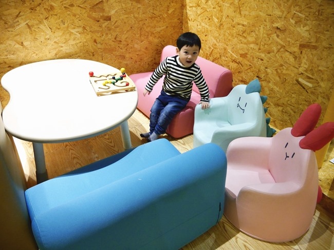 │台北親子餐廳│Citylink南港店-象園咖啡廳。超人氣限量小象推車