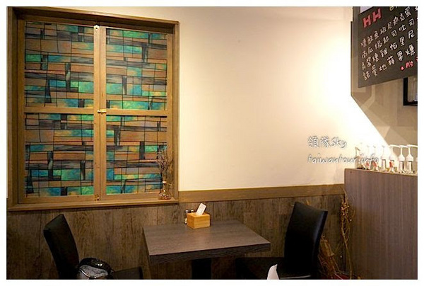 幸福這裡 Happiness Here(新莊中港店):超邪惡花生醬培根起司堡【幸福這裡】