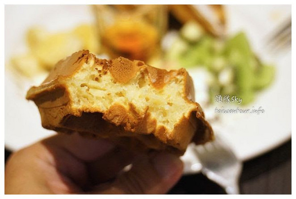 幸福這裡 Happiness Here(新莊中港店):超邪惡花生醬培根起司堡【幸福這裡】