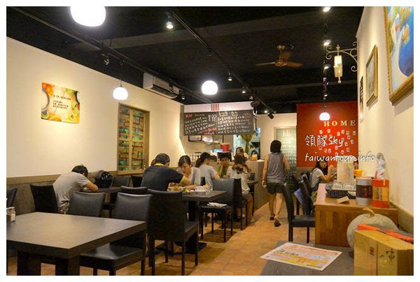 幸福這裡 Happiness Here(新莊中港店):超邪惡花生醬培根起司堡【幸福這裡】