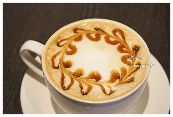 幸福這裡 Happiness Here(新莊中港店):超邪惡花生醬培根起司堡【幸福這裡】