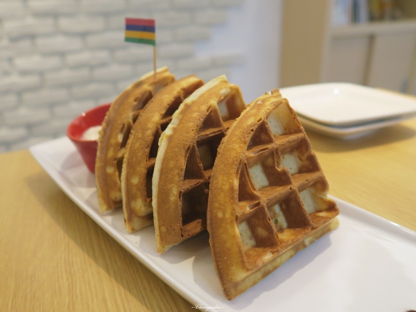 Dodo Cafe:台北 捷運中山站 Dodo Café~大推!找不到麻糬的有機豆漿鬆餅(文末讀者優惠)