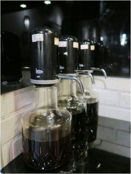 中國瘋實料火鍋店:台北 捷運松江南京站 中國瘋實料火鍋~老人小孩都可吃的重慶酸菜魚火鍋