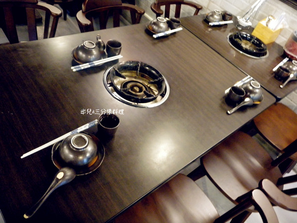 中國瘋實料火鍋店：[台北市。中山區] 中國瘋實料火鍋 1鍋多吃  超香超麻辣得舒服 味道超級道地 近松江南京站