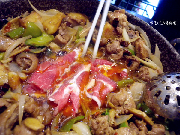 中國瘋實料火鍋店：[台北市。中山區] 中國瘋實料火鍋 1鍋多吃  超香超麻辣得舒服 味道超級道地 近松江南京站