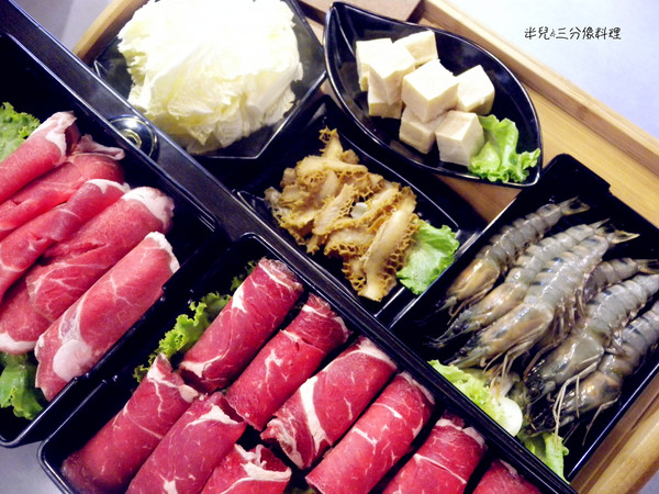 中國瘋實料火鍋店：[台北市。中山區] 中國瘋實料火鍋 1鍋多吃  超香超麻辣得舒服 味道超級道地 近松江南京站