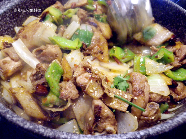 中國瘋實料火鍋店：[台北市。中山區] 中國瘋實料火鍋 1鍋多吃  超香超麻辣得舒服 味道超級道地 近松江南京站