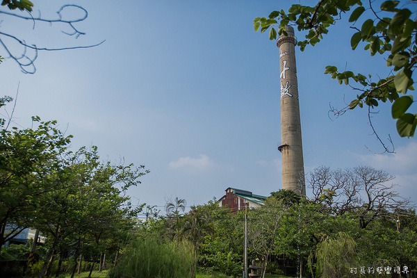 十鼓文化園區:【食記】{台南。仁德區}緊鄰奇美博物館的十鼓文化村陪伴您的假日時光