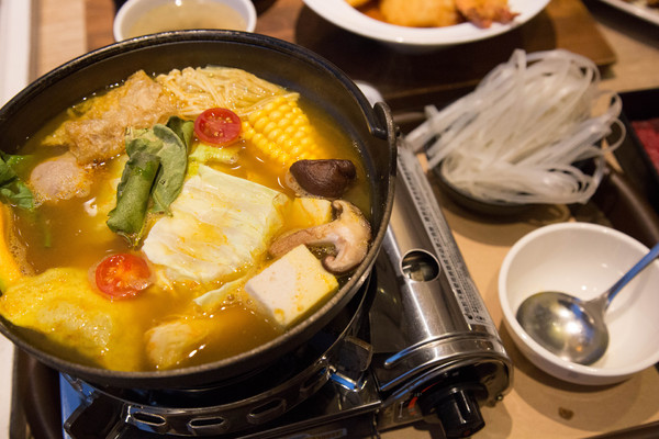 長鼻子泰式咖哩：[台南]東區平價好吃咖哩 成大校園美食 長鼻子泰式咖哩