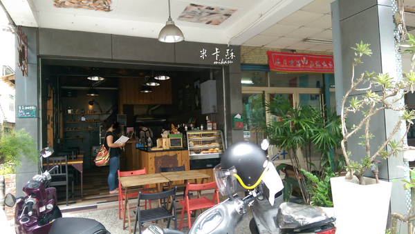 夏弄早午餐專賣店:【高雄/食﹡苓雅】市區平價早午餐.沐浴在夏日的午後.夏弄早午餐專賣店