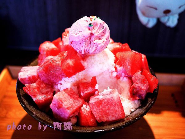 飲冰室之戀：【桃園冰店】飲冰室之戀-盛夏和各式冰品談一場戀愛吧．芒果冰/西瓜煉乳冰/果汁/抹茶紅豆冰