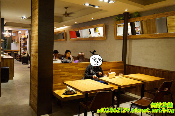 家咖哩(台南成大店)：【台南-東區】咖哩x有機+無毒食材...來自花蓮的美味...可續白飯及咖哩醬...南澳有機米/自助式/續杯半價/萬田有機豆花《家咖哩(台南成大店)》