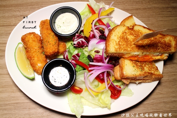 At. First Brunch 緣來:雙連早午餐『At. First Brunch 緣來』漢堡/義大利麵/燉飯/捷運雙連捷運站