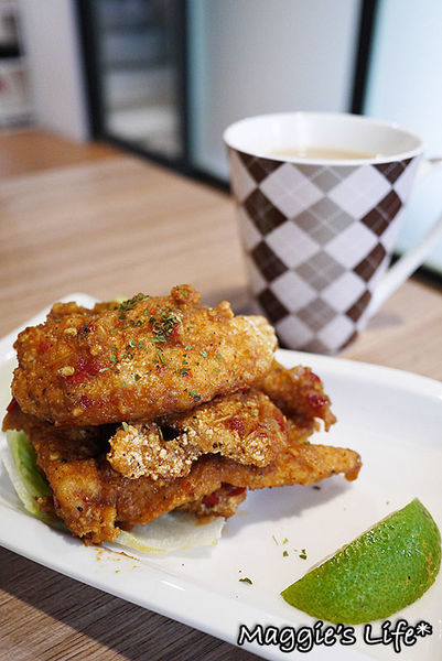 At. First Brunch 緣來:◆台北美食。捷運雙連站【At. First Brunch 緣來】高CP值美式早午餐~緣來給我活力滿滿的一天