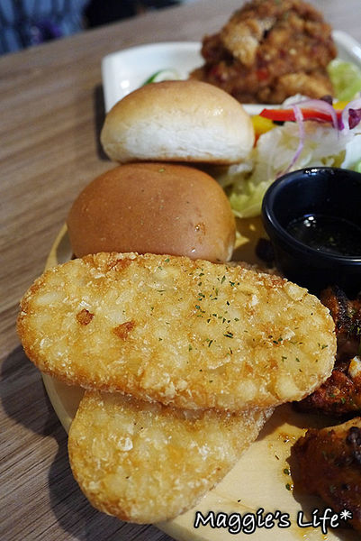 At. First Brunch 緣來:◆台北美食。捷運雙連站【At. First Brunch 緣來】高CP值美式早午餐~緣來給我活力滿滿的一天