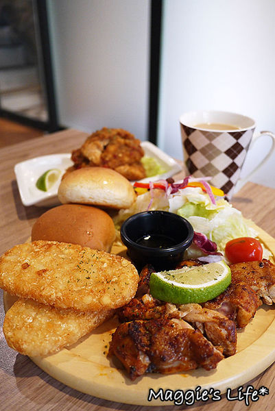 At. First Brunch 緣來:◆台北美食。捷運雙連站【At. First Brunch 緣來】高CP值美式早午餐~緣來給我活力滿滿的一天