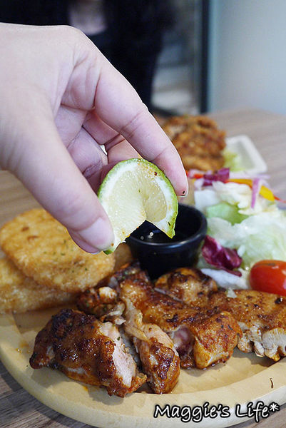 At. First Brunch 緣來:◆台北美食。捷運雙連站【At. First Brunch 緣來】高CP值美式早午餐~緣來給我活力滿滿的一天