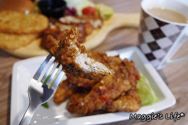 At. First Brunch 緣來:◆台北美食。捷運雙連站【At. First Brunch 緣來】高CP值美式早午餐~緣來給我活力滿滿的一天