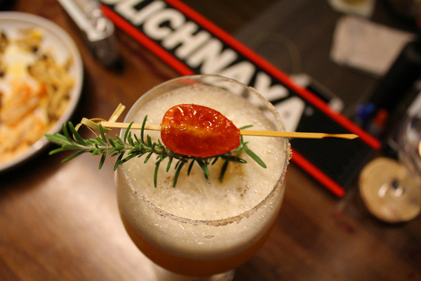 舊公寓：[台南]越夜越美麗 女孩愛的無菸酒吧 舊公寓酒吧