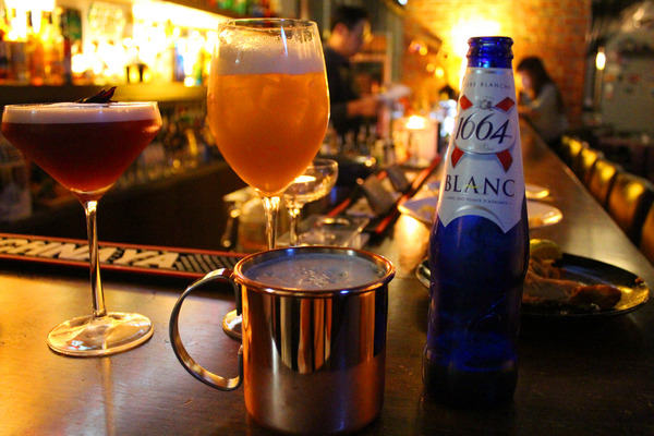 舊公寓：[台南]越夜越美麗 女孩愛的無菸酒吧 舊公寓酒吧