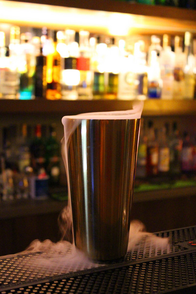 舊公寓：[台南]越夜越美麗 女孩愛的無菸酒吧 舊公寓酒吧