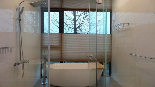 悠悅光 Aura Villa：【宜蘭住宿】☪Aura Villa悠悅光~鄰近冬山梅花湖☪玻璃屋的FU最美~游泳池VIEW及涼亭和躺椅❤很有渡假的氣氛呦❤