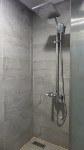 悠悅光 Aura Villa：【宜蘭住宿】☪Aura Villa悠悅光~鄰近冬山梅花湖☪玻璃屋的FU最美~游泳池VIEW及涼亭和躺椅❤很有渡假的氣氛呦❤