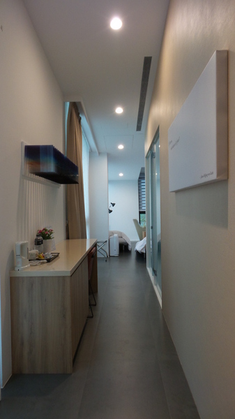 悠悅光 Aura Villa：【宜蘭住宿】☪Aura Villa悠悅光~鄰近冬山梅花湖☪玻璃屋的FU最美~游泳池VIEW及涼亭和躺椅❤很有渡假的氣氛呦❤