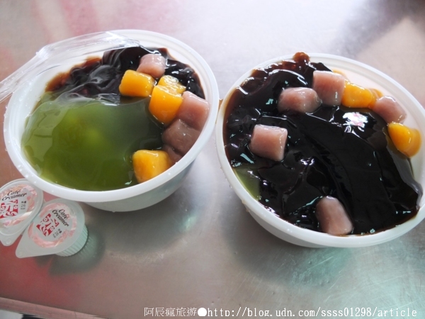 阿Q凍圓(屏東):【美食特搜。屏東市】屏東阿Q凍圓。當天現做凍圓配料 夏日吃冰新去處 一賣15年的好口碑