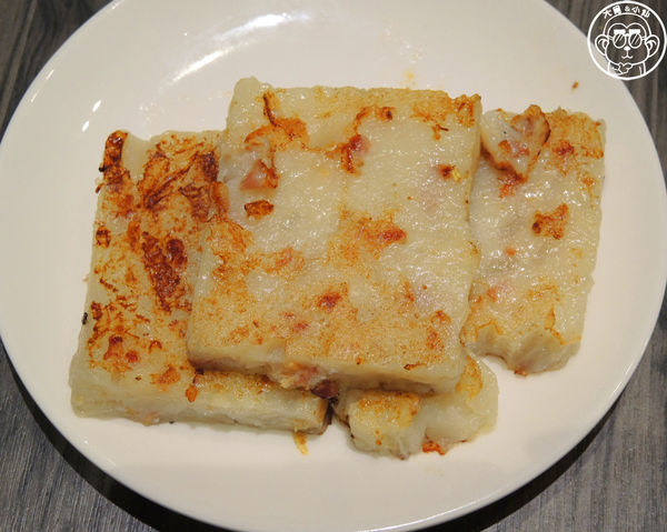 寶達港式餐廳：呷飽祙【台中西屯･寶達港式餐廳】脆皮吊燒雞實在一絕啊