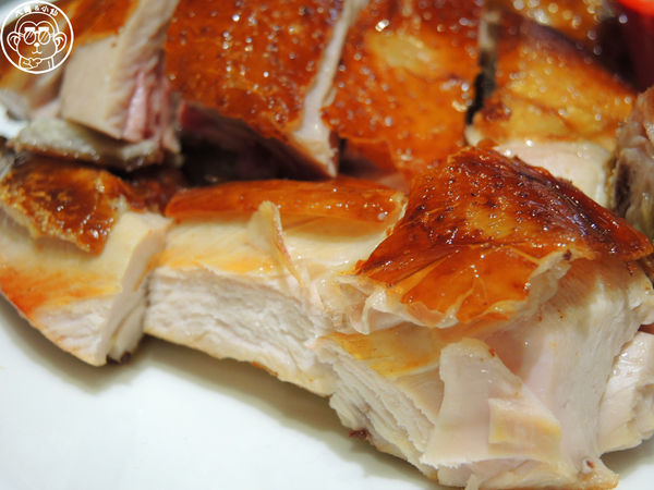 寶達港式餐廳：呷飽祙【台中西屯･寶達港式餐廳】脆皮吊燒雞實在一絕啊