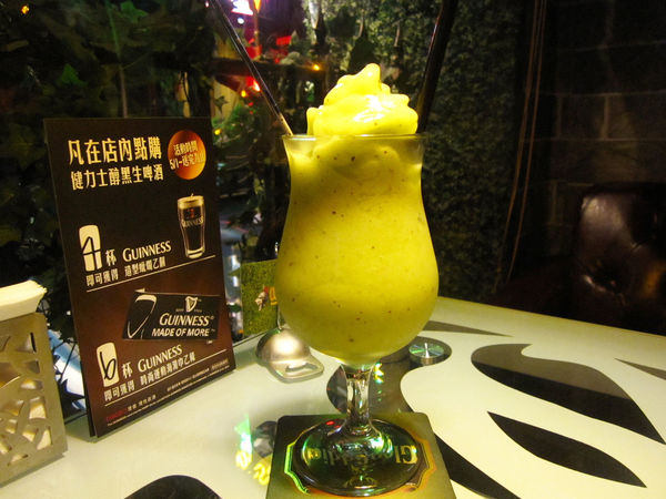 woops bistro bar:【台北市】歐洲古堡裝潢搭配台式創意混搭美食-woops bistro bar