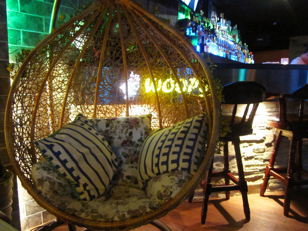woops bistro bar:【台北市】歐洲古堡裝潢搭配台式創意混搭美食-woops bistro bar