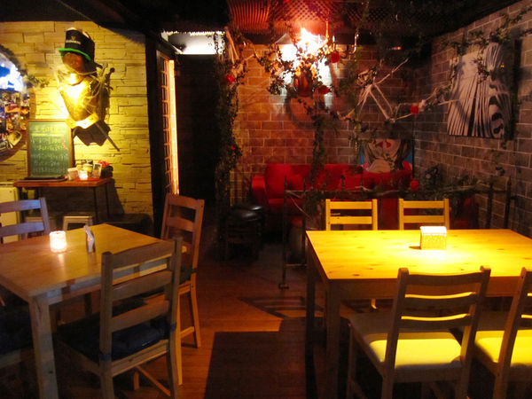 woops bistro bar:【台北市】歐洲古堡裝潢搭配台式創意混搭美食-woops bistro bar