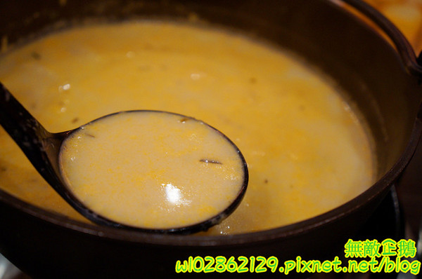 珍杏擱牛奶鍋物：【台南-北區】平價x火鍋...牧場直送綠光鮮奶~珍杏擱牛奶鍋物》