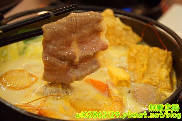 珍杏擱牛奶鍋物：【台南-北區】平價x火鍋...牧場直送綠光鮮奶~珍杏擱牛奶鍋物》