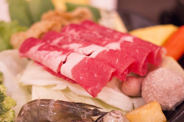 珍杏擱牛奶鍋物：[台南]下雨天=吃鍋天!!!! 珍杏擱牛奶鍋物