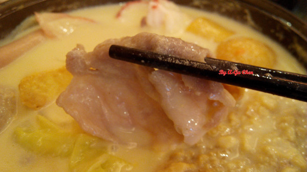 珍杏擱牛奶鍋物:【臺南Ω北區】珍杏擱牛奶鍋物。選用綠光牧場牛奶,湯頭奶香濃郁(二訪)