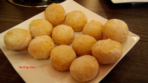 珍杏擱牛奶鍋物:【臺南Ω北區】珍杏擱牛奶鍋物。選用綠光牧場牛奶,湯頭奶香濃郁(二訪)