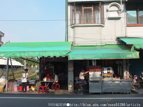 歸來大腸香腸:【美食特搜。屏東市】歸來大腸香腸。味美價廉關東煮物 大腸香腸好評推薦 屏東歸來人氣下午茶小吃