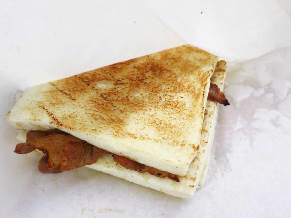 【板橋美食】熊夯碳烤三明治-木炭炭烤的燒肉和吐司