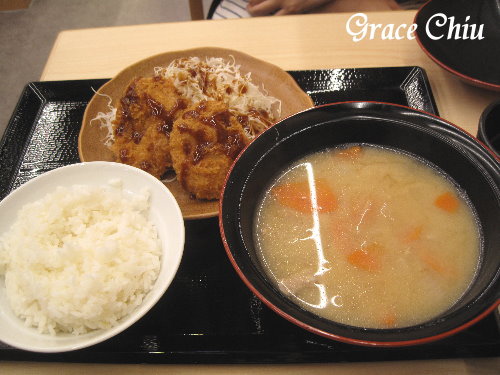 吉豚屋かつや台灣1號店