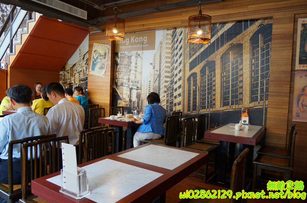 香港角茶餐廳：【台南-中西區】港茶x香港角...大推金煌流沙包.鮮蝦腐皮捲.金屋藏嬌.葡式蛋塔.黃金泡菜.芒果鮮奶酪.焦糖烤布蕾《香港角港式茶餐廳》