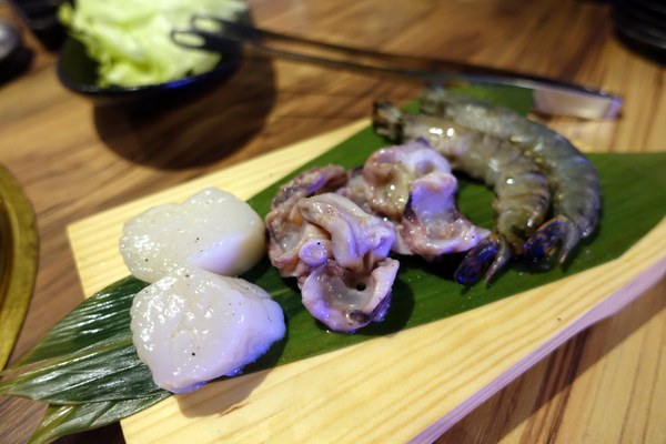 約客頂級燒肉:(胖樺食記)捷運東門站「約客頂級燒肉」,高貴很貴的單點式高級燒肉/包廂/WIFI/和牛/金山南路/信義路